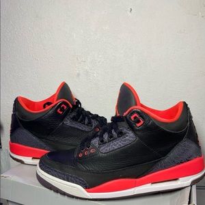 Air Jordan 3 Retro ‘Crimson’ 136064 005 Black/Bright Crimson
